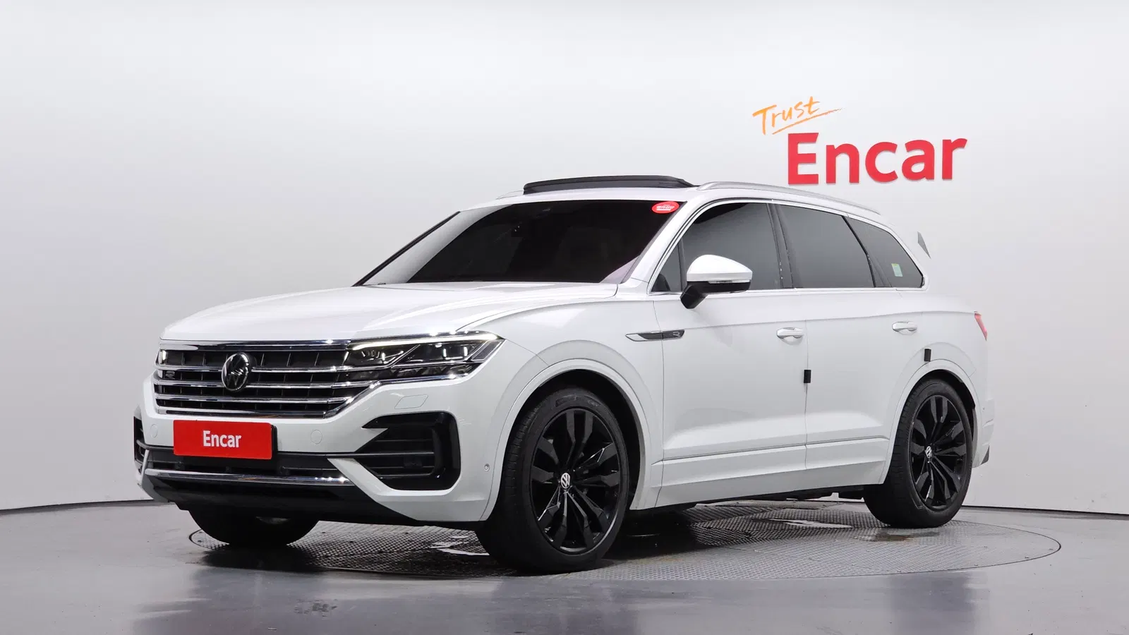 Volkswagen Touareg 3e génération 3.0 TDI R-Line 2023 — photo 1 sur 34