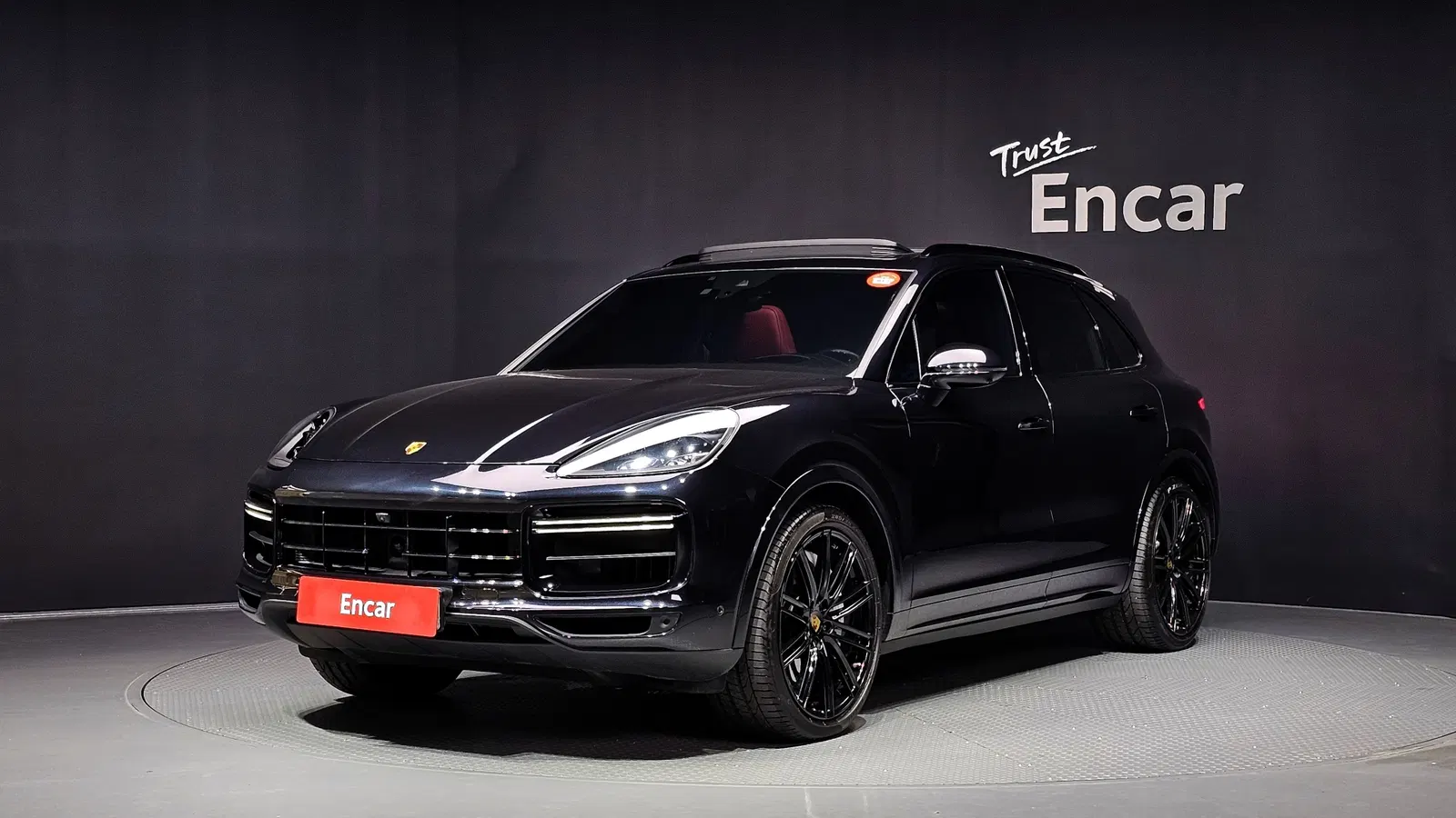 Porsche Cayenne (PO536) 4.0 Turbo 2021 — photo 1 sur 32