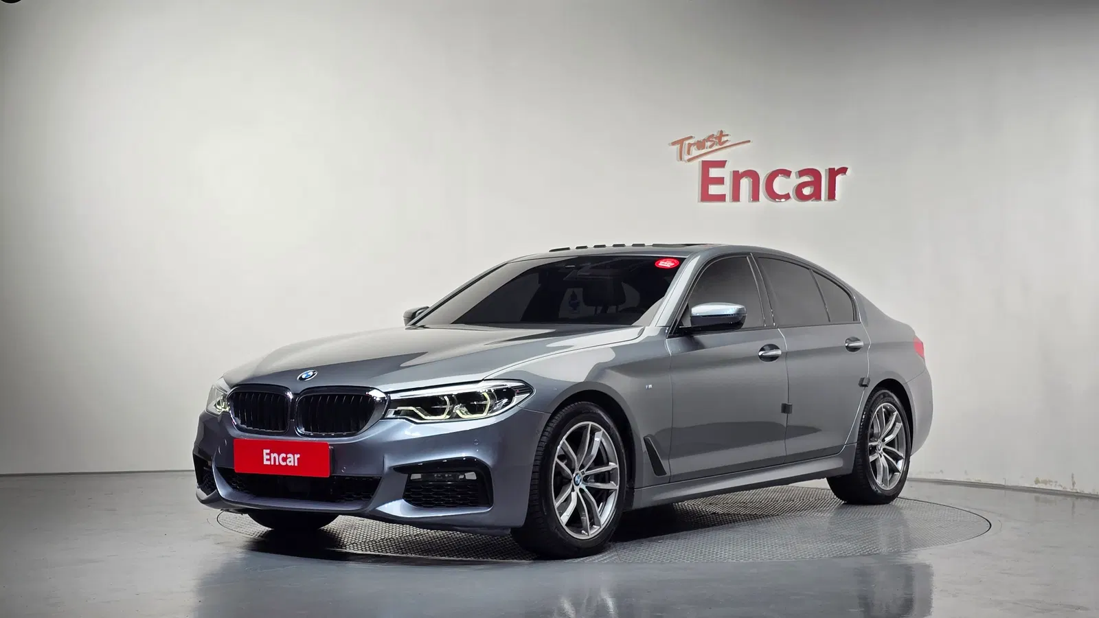 BMW Série 5 (G30) 520d xDrive M Sport 2017 — photo 1 sur 20