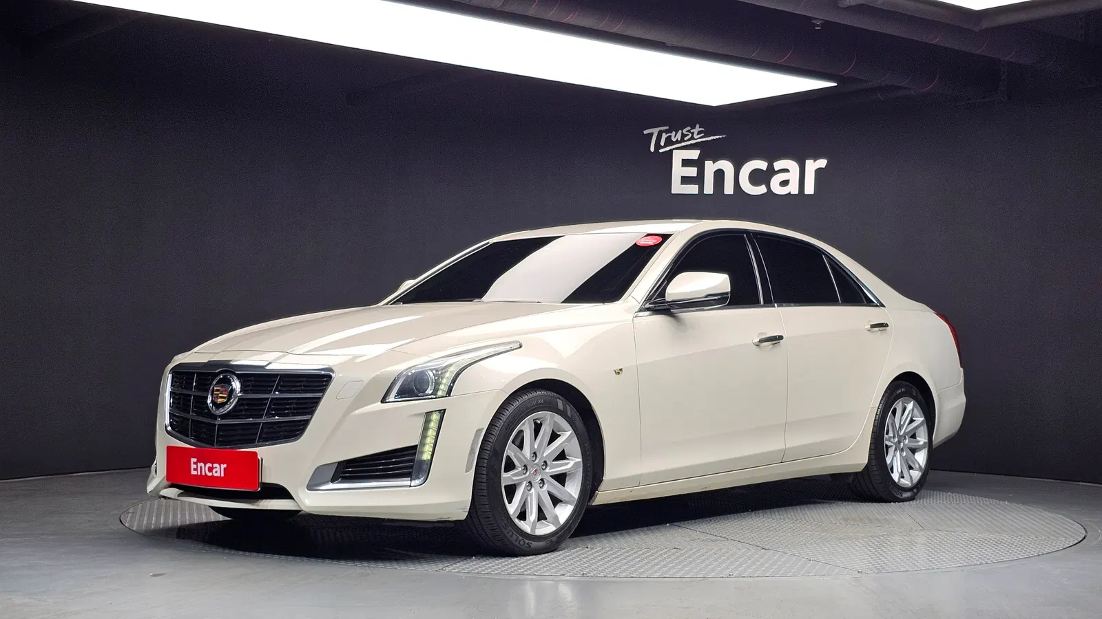 Cadillac CTS 3e génération 2.0 Luxury 2014 — photo 1 sur 20