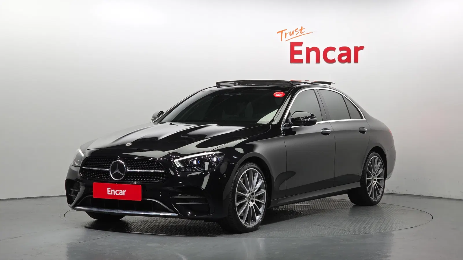 Mercedes-Benz Classe E AMG Line · E350 4MATIC (W213) 2021 — photo 1 sur 37