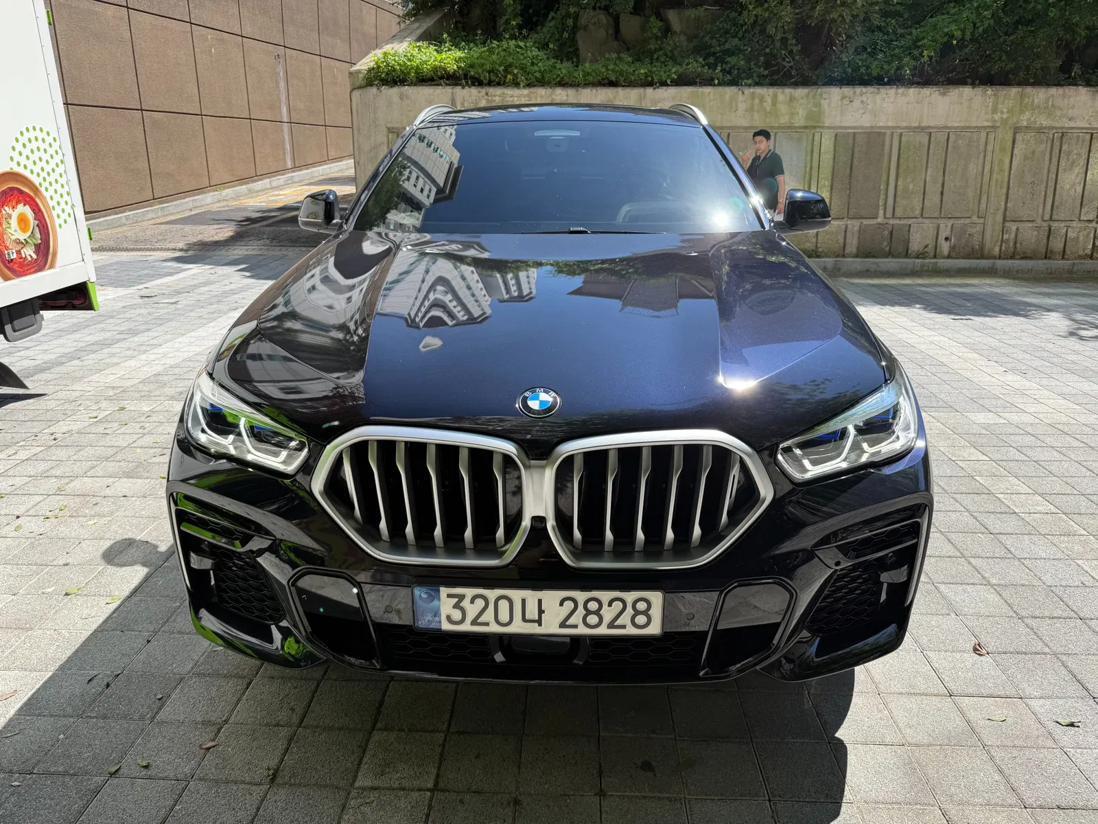 BMW X6 (G06) xDrive40i M Sport 2022 — photo 1 sur 18