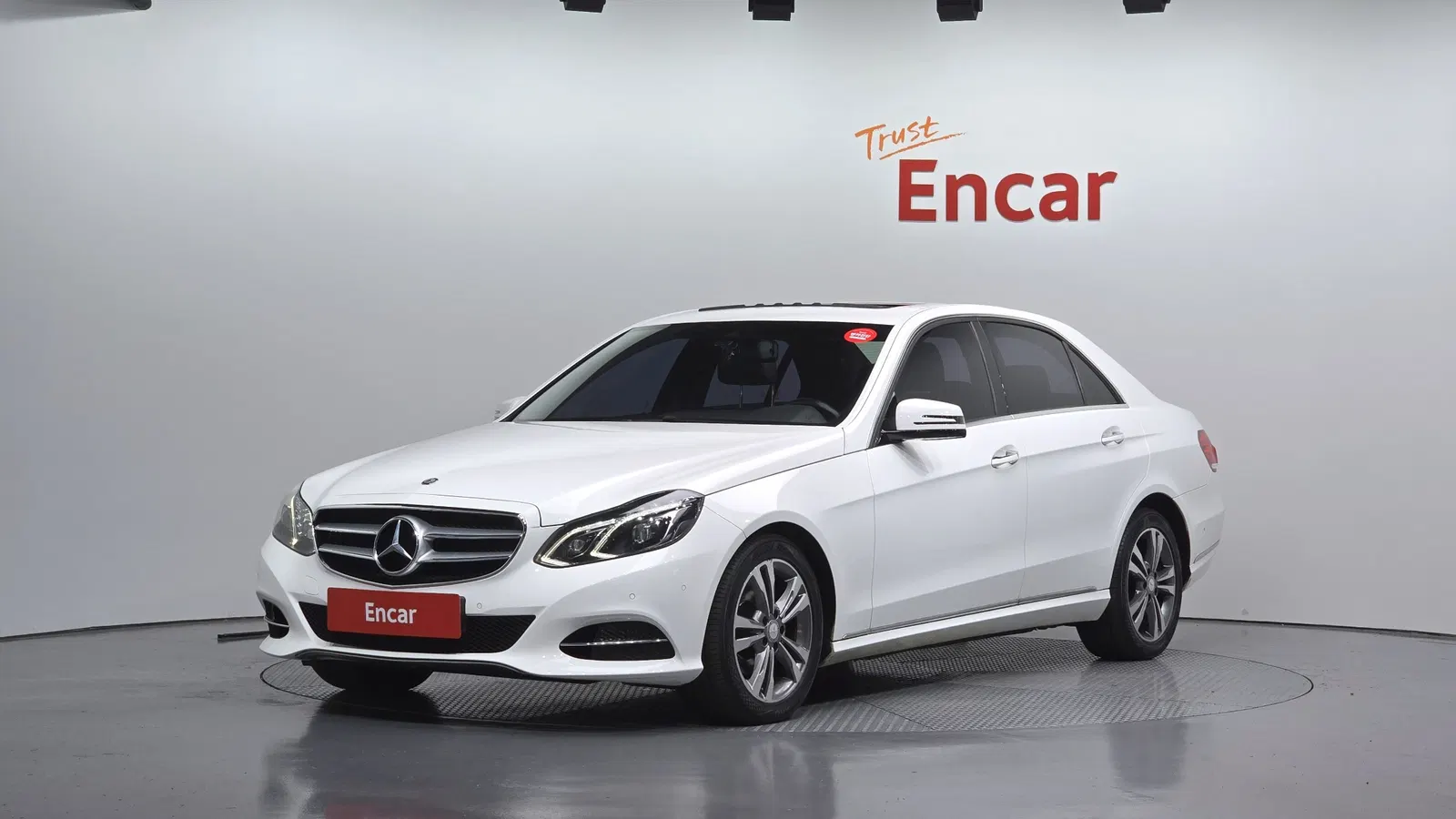 Mercedes-Benz Classe E E220 BlueTEC Avantgarde (W212) 2016 — photo 1 sur 20