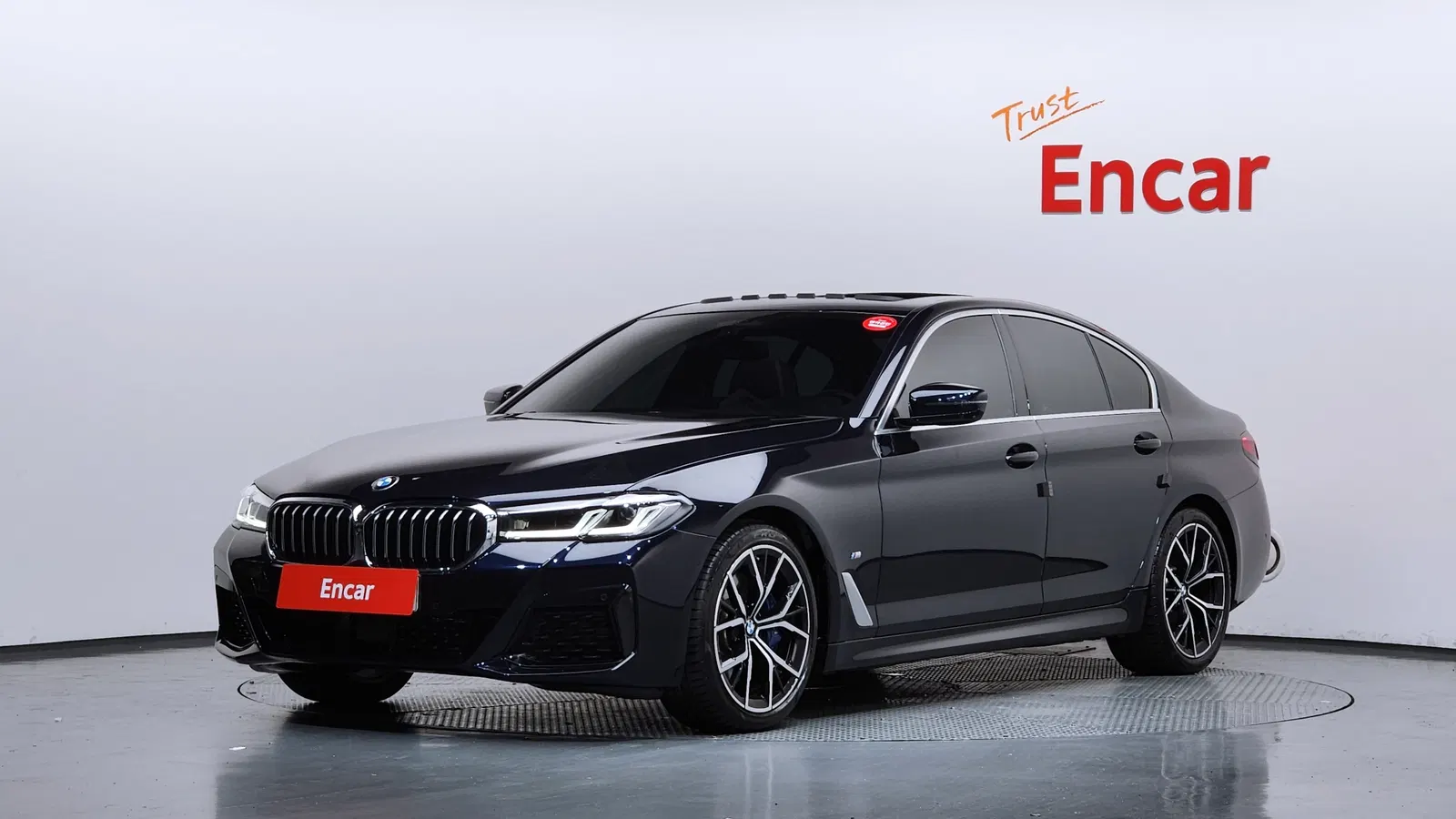 BMW Série 5 (G30) 530i M Sport 2021 — photo 1 sur 40