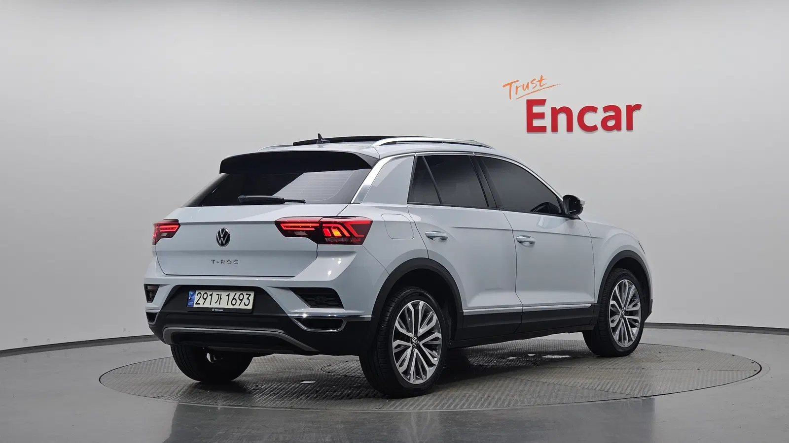 Volkswagen T-Roc 2.0 TDI Prestige 2021 — photo 1 sur 36