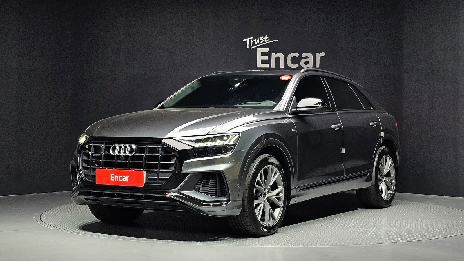 Audi Q8 (4M) 55 TFSI Quattro Premium 2022 — photo 1 sur 34