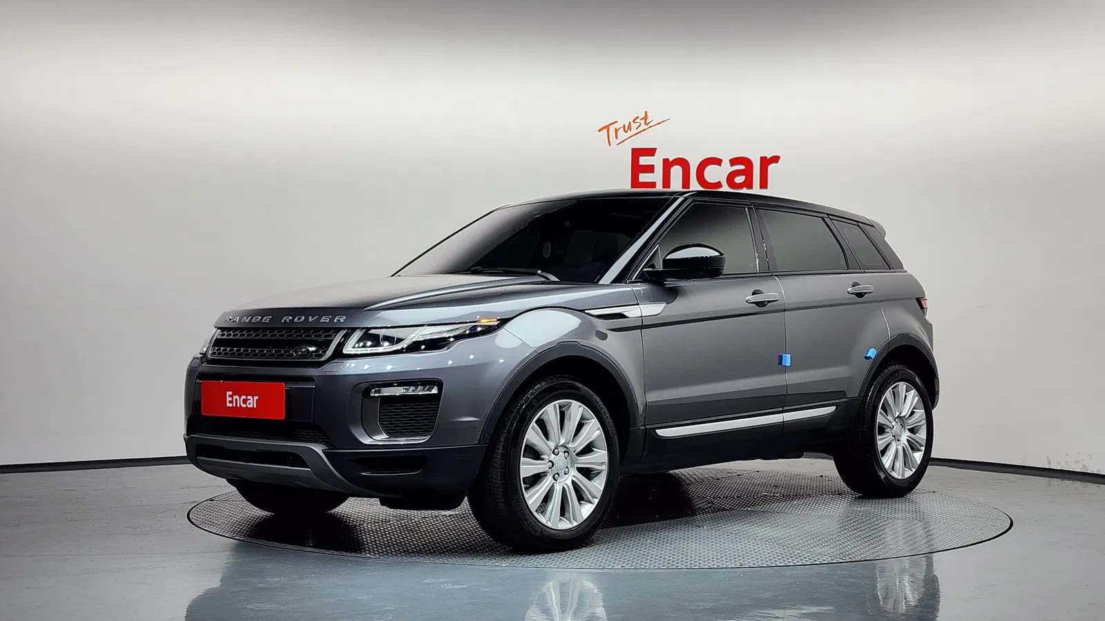 Land Rover Range Rover Evoque 2.0 TD4 HSE 2017 — photo 1 sur 32