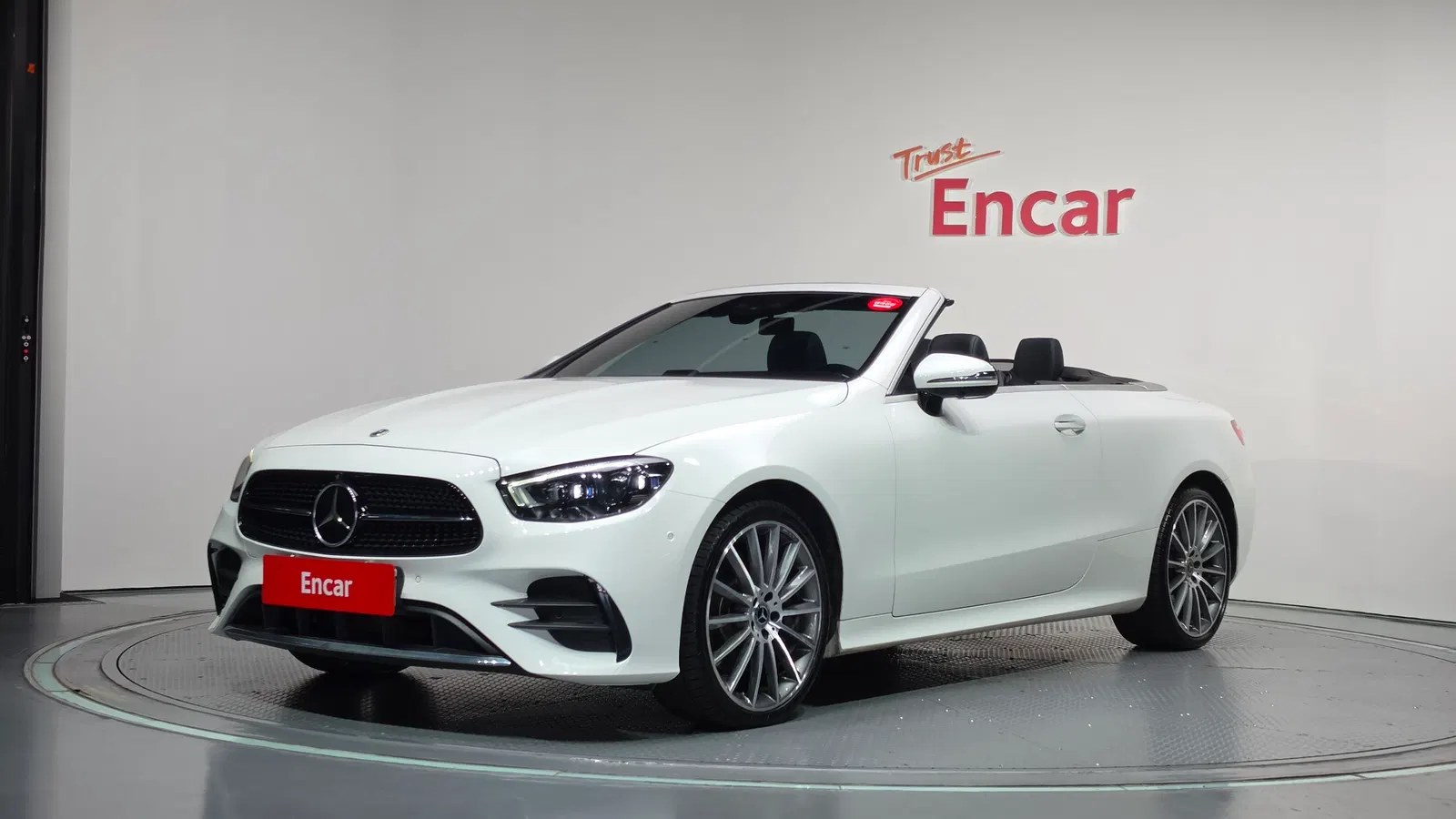 Mercedes-Benz Classe E E450 4MATIC Cabriolet (W213) 2021 — photo 1 sur 30