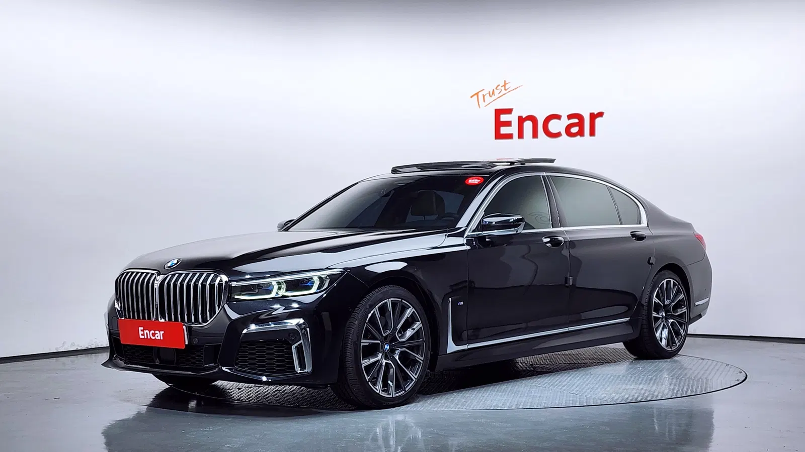 BMW Série 7 (G11) 740Li xDrive M Sport 2022 — photo 1 sur 26