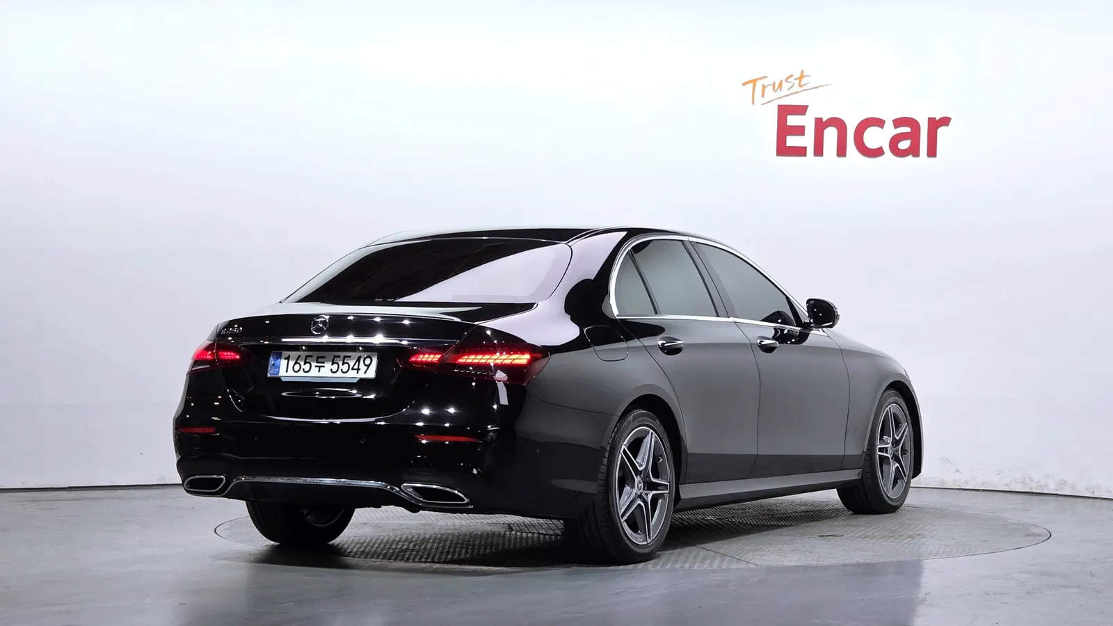 Mercedes-Benz Classe E AMG Line · E250 (W213) 2023 — photo 1 sur 32