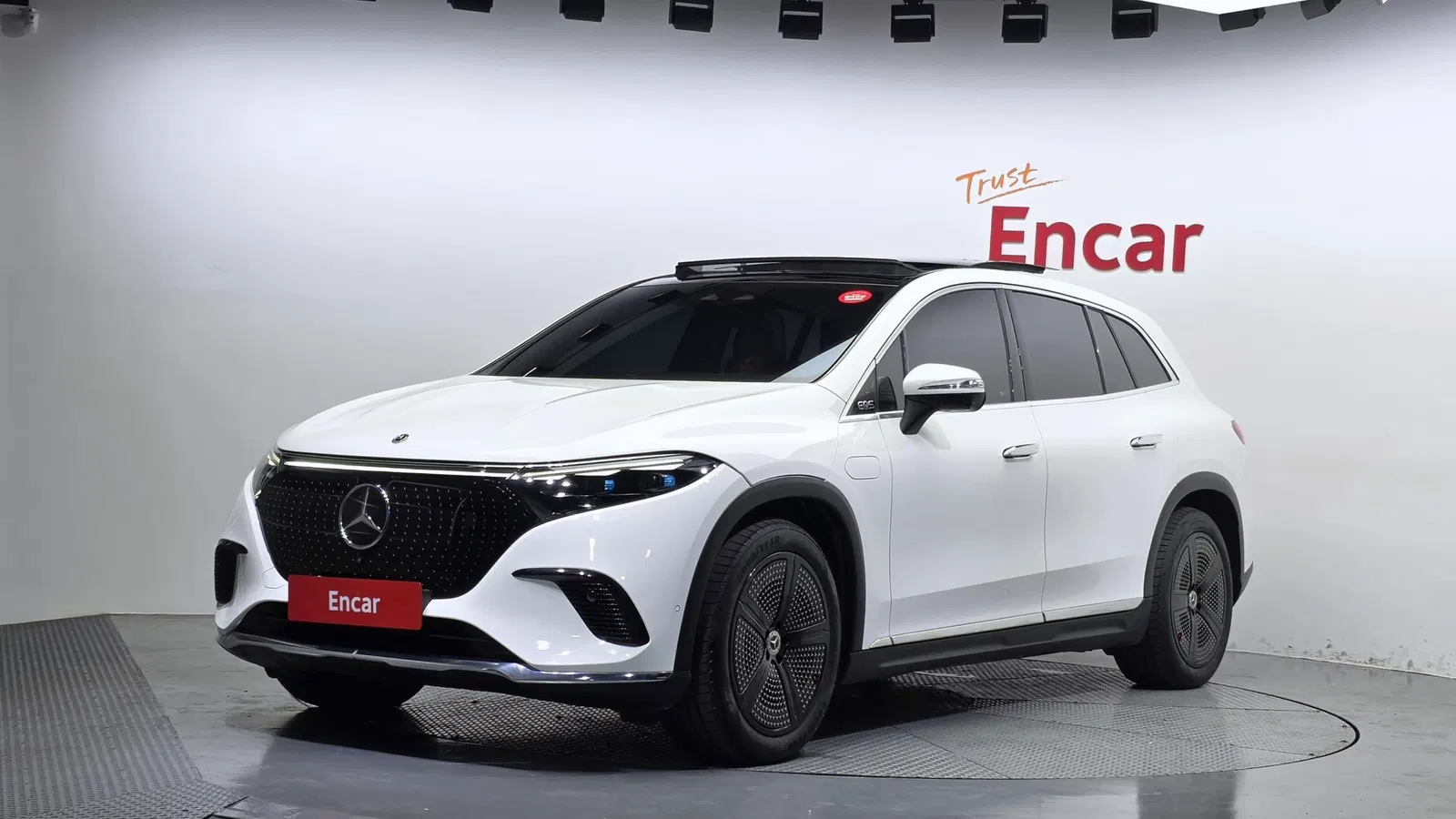 Mercedes-Benz EQS EQS450 4MATIC LaunchEdition SUV (X296) 2023 — photo 1 sur 37
