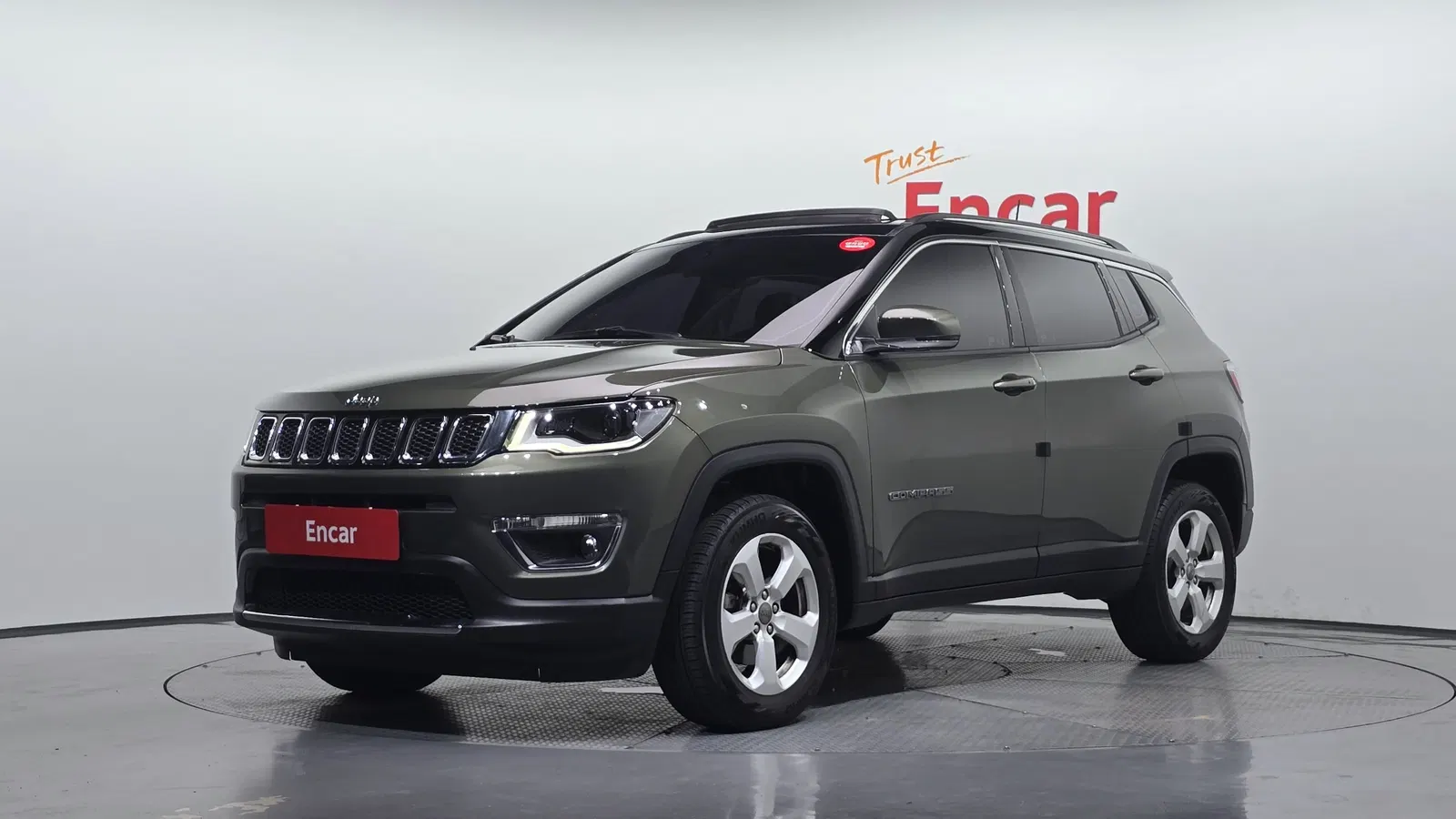 Jeep Compass 2e génération 2.4 Limited AWD 2019 — photo 1 sur 34