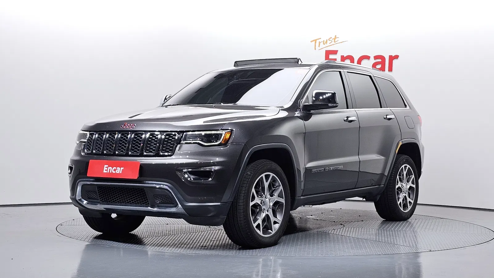 Jeep Grand Cherokee 3.6 Limited 2019 — photo 1 sur 34