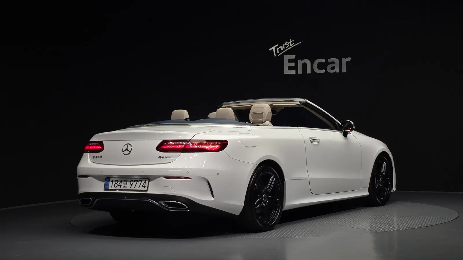 Mercedes-Benz Classe E E220d Cabriolet (W213) 2020 — photo 1 sur 38
