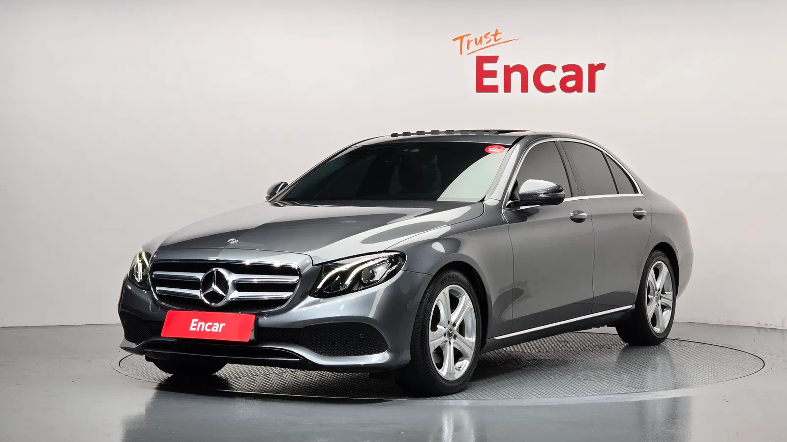 Mercedes-Benz Classe E E200 Avantgarde (W213) 2018 — photo 1 sur 20
