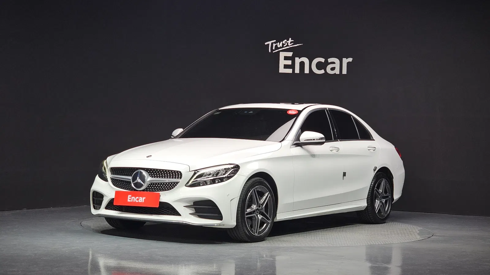 Mercedes-Benz Classe C AMG Line · C220 d 4MATIC (W205) 2019 — photo 1 sur 30