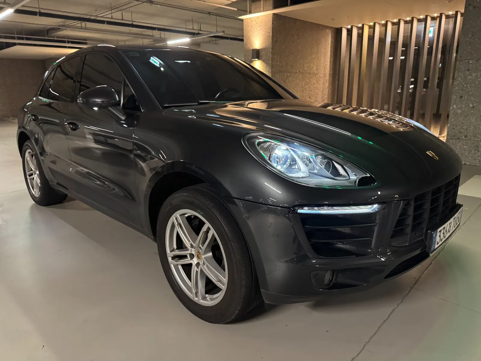 Porsche Macan 2.0 2018 — photo 1 sur 19