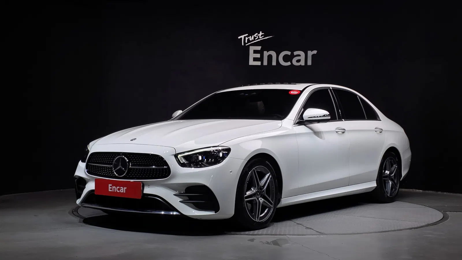 Mercedes-Benz Classe E AMG Line · E250 (W213) 2023 — photo 1 sur 31