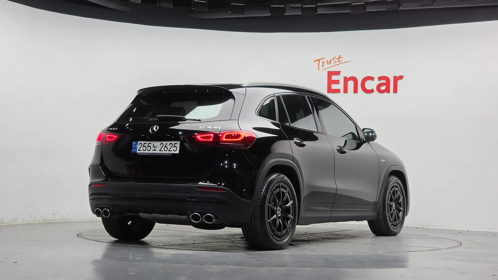 Mercedes-AMG GLA GLA45 4MATIC+ (H247) 2021 — photo 1 sur 30