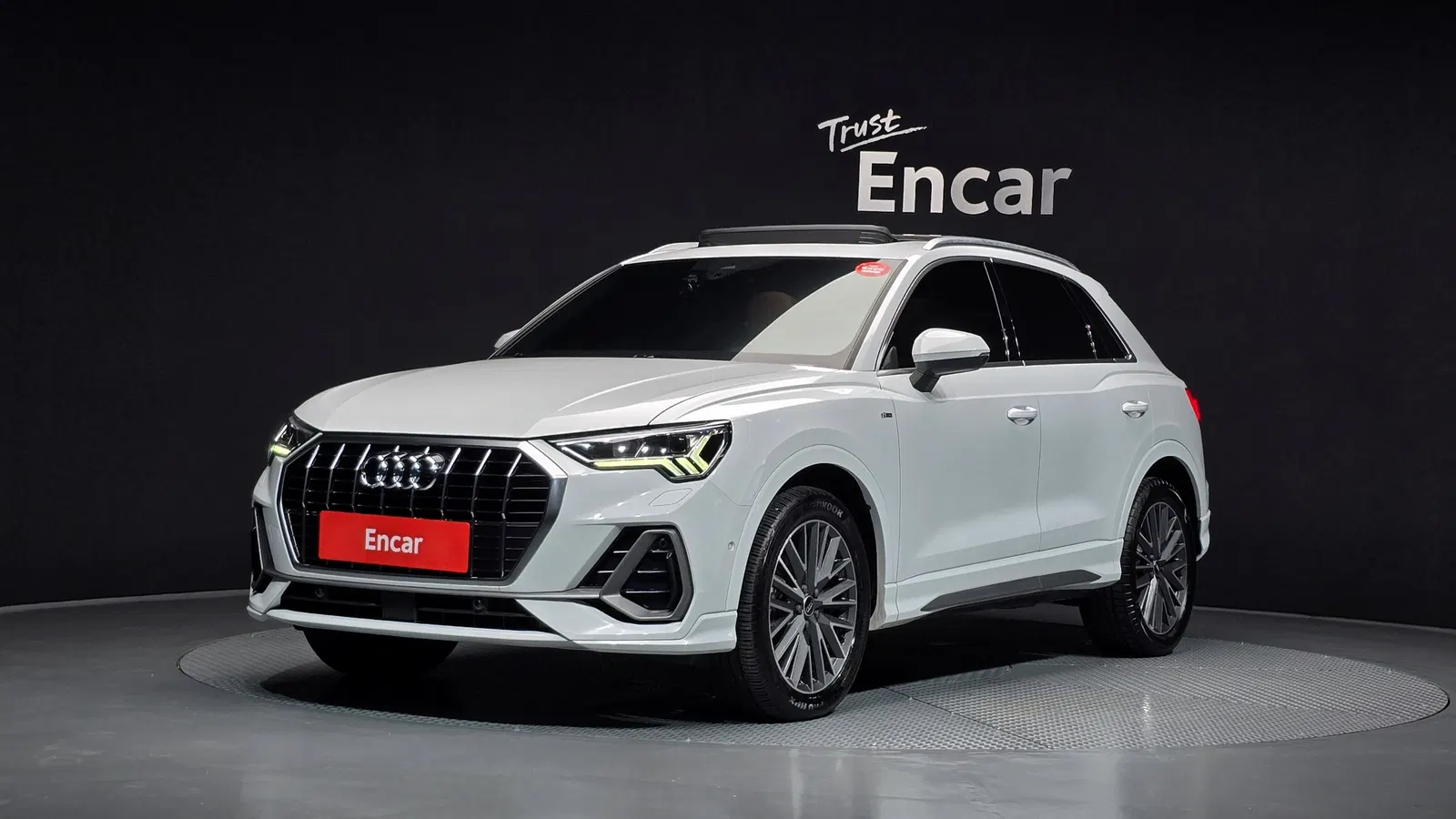 Audi Q3 (F3) 35 TDI Premium 2022 — photo 1 sur 36