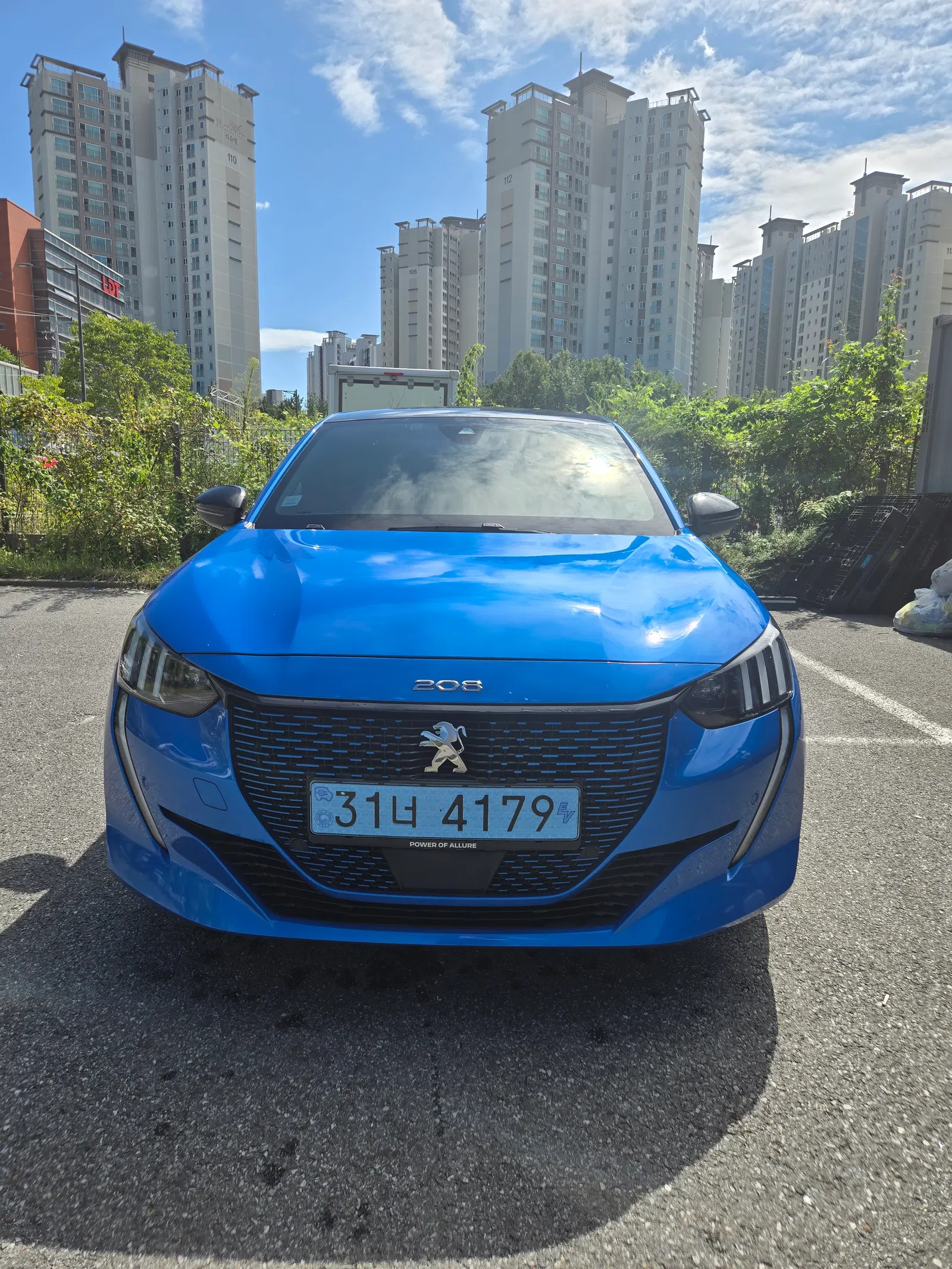 Peugeot e-208 2e génération GT Line 2023 — photo 1 sur 10