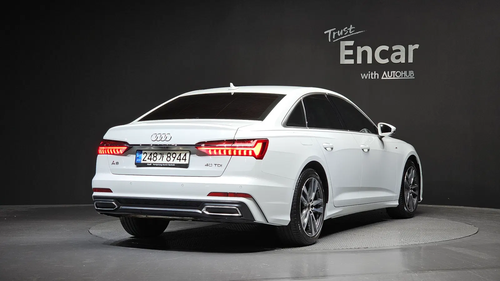 Audi A6 (C8) 40 TDI Premium 2022 — photo 1 sur 32