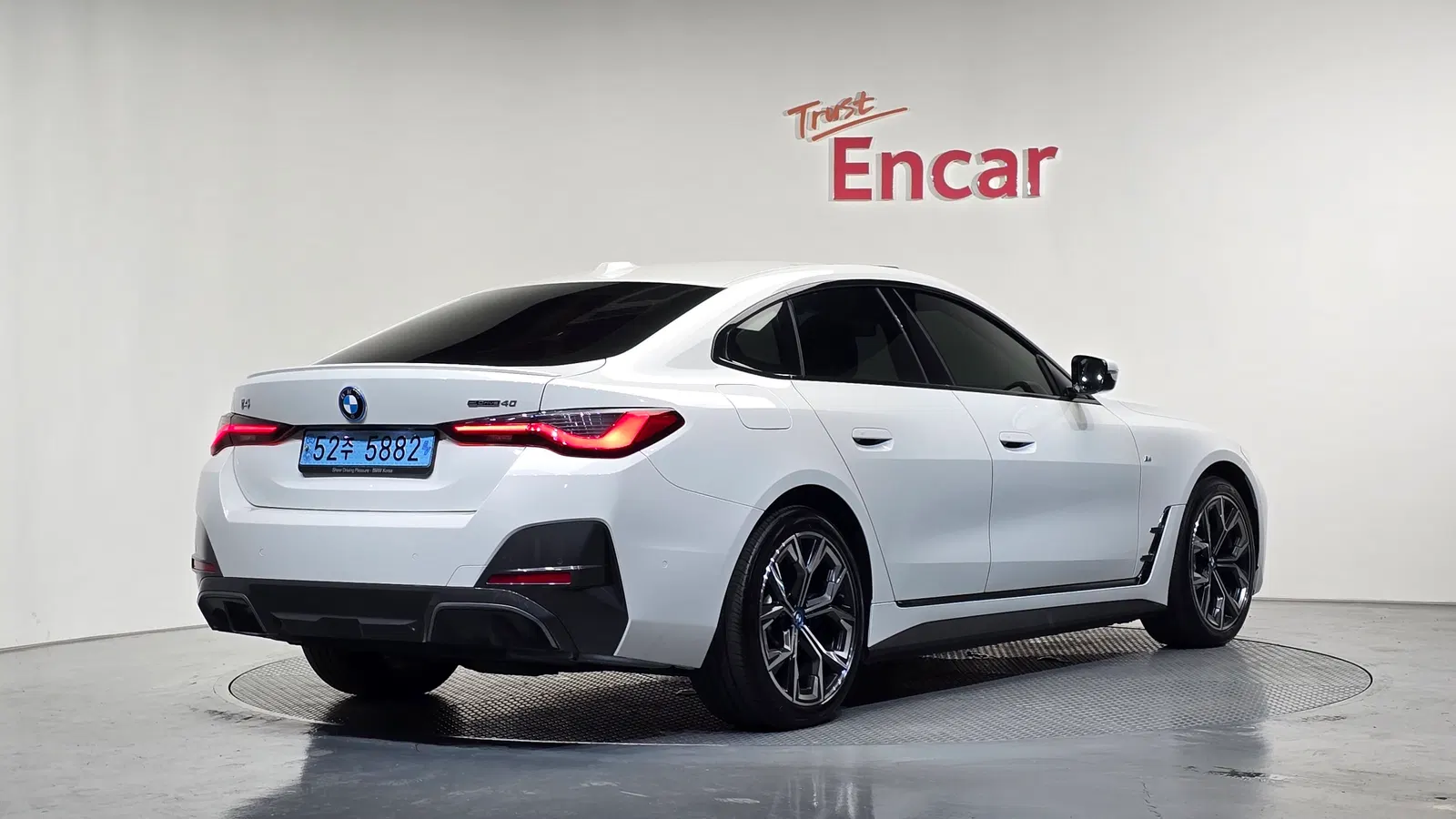 BMW i4 eDrive40 M Sport Pro 2022 — photo 1 sur 39