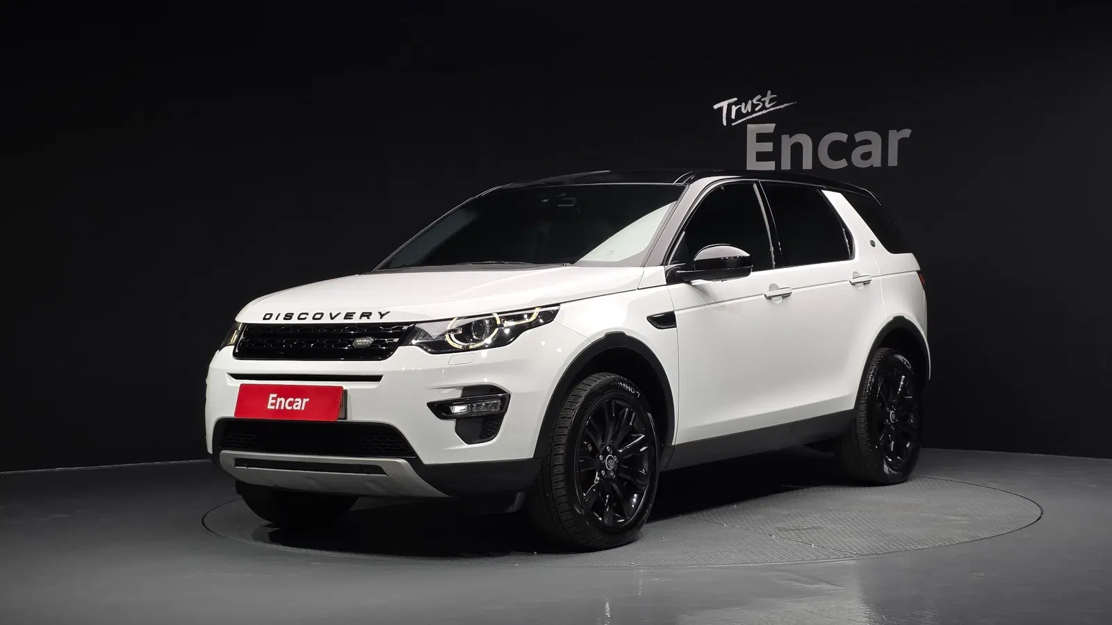 Land Rover Discovery Sport 2.0 TD4 HSE Luxury 2016 — photo 1 sur 43