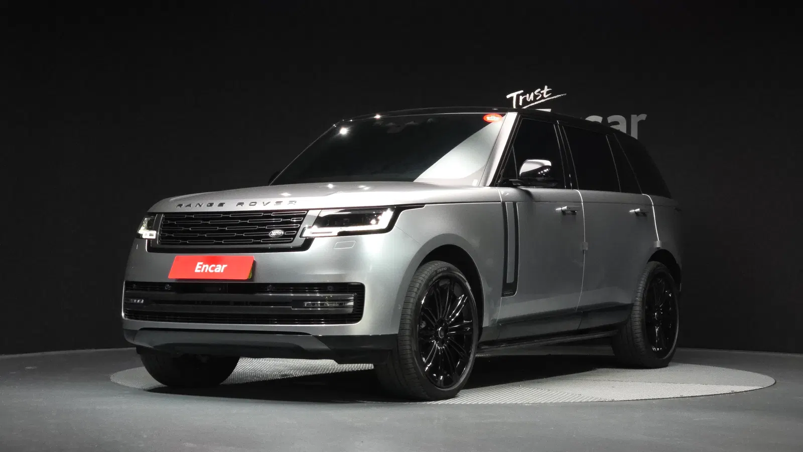 Land Rover Range Rover 5e génération P530 AB LWB 2024 — photo 1 sur 26