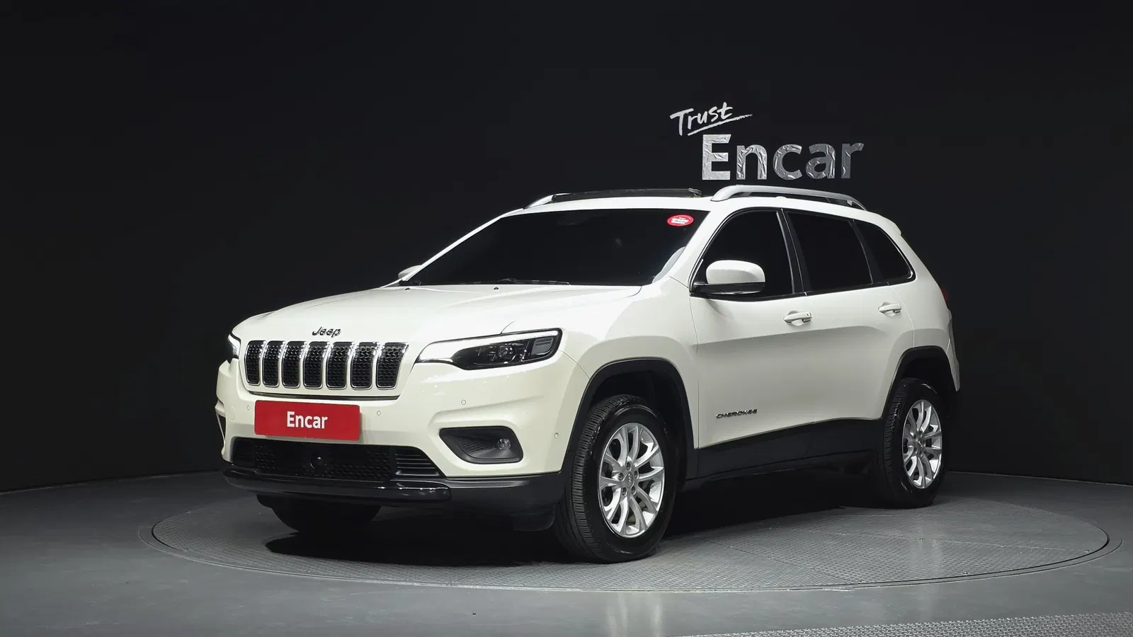Jeep Cherokee(KL) 2.4 Longitude High AWD 2019 — photo 1 sur 35