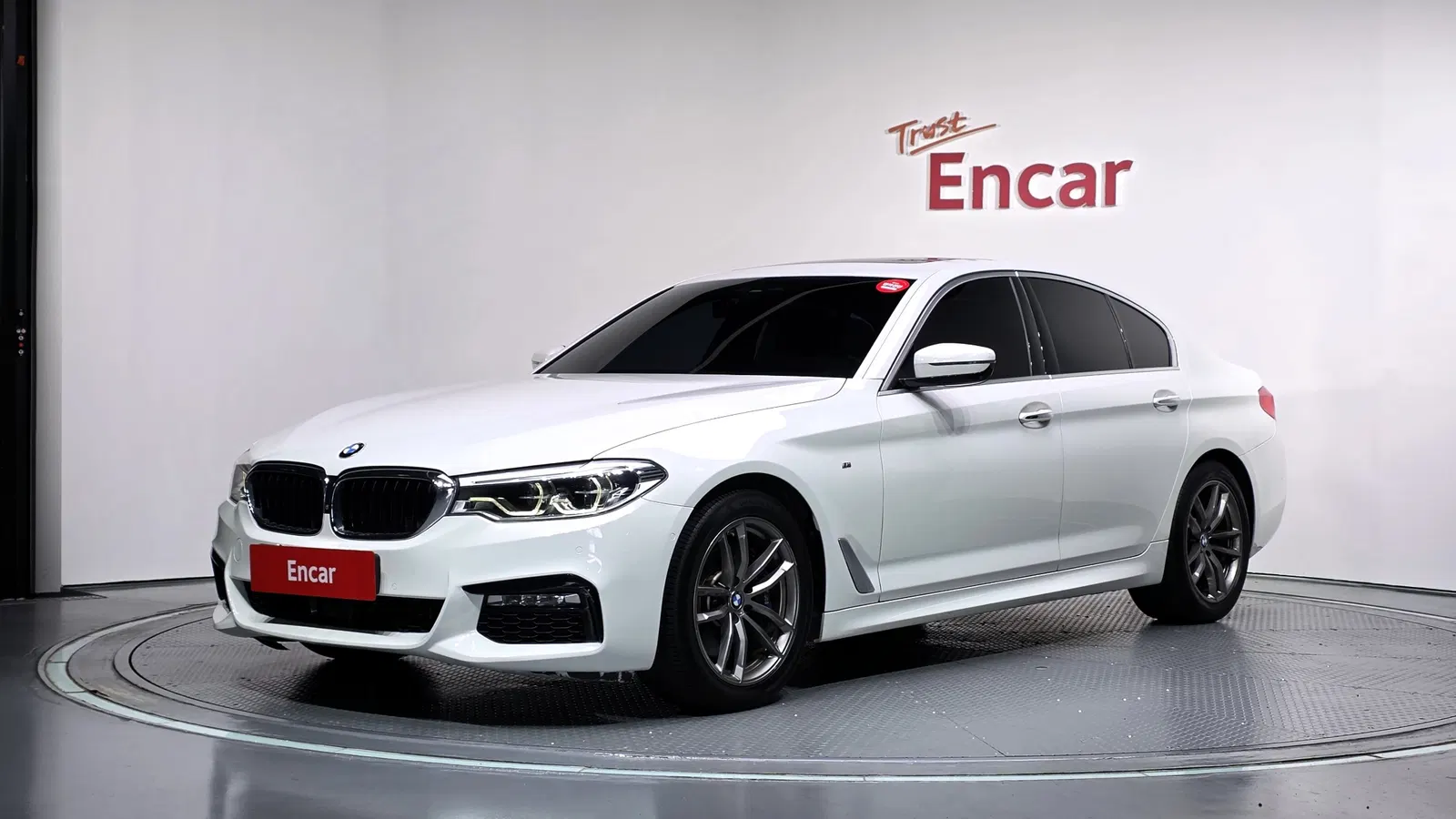 BMW Série 5 (G30) 530i xDrive M Sport Plus 2018 — photo 1 sur 32