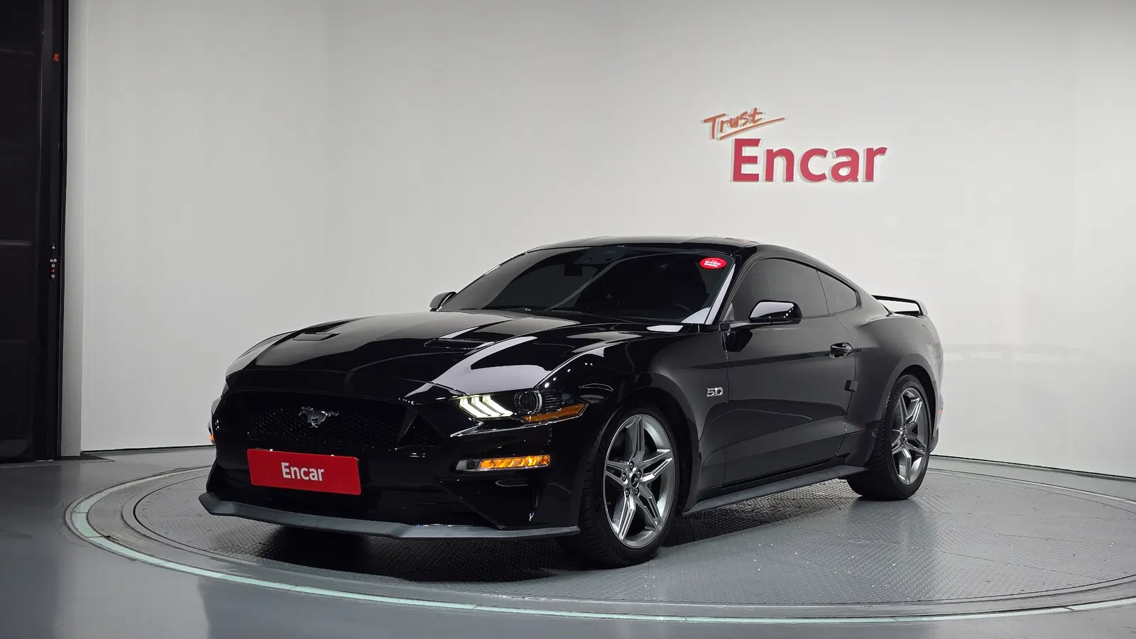 Ford Mustang GT Coupé 2020 — photo 1 sur 30