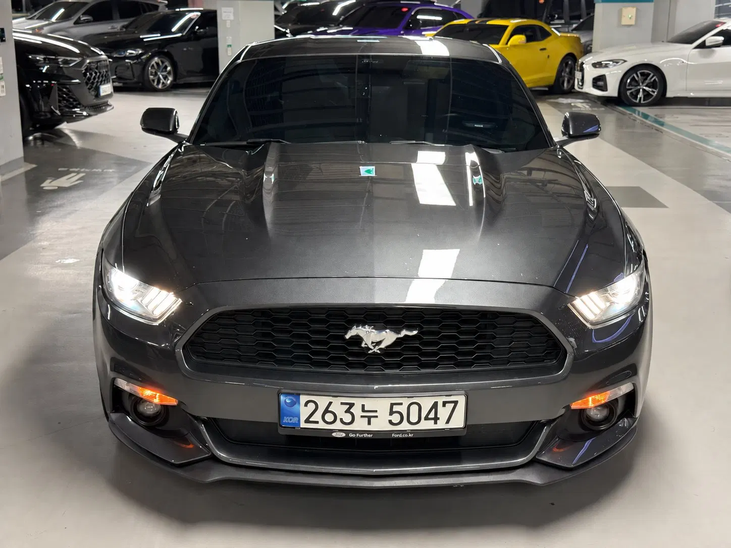 Ford Mustang Coupé 2017 — photo 1 sur 25