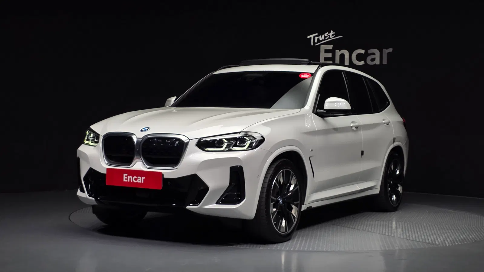 BMW iX3 M Sport 2022 — photo 1 sur 34
