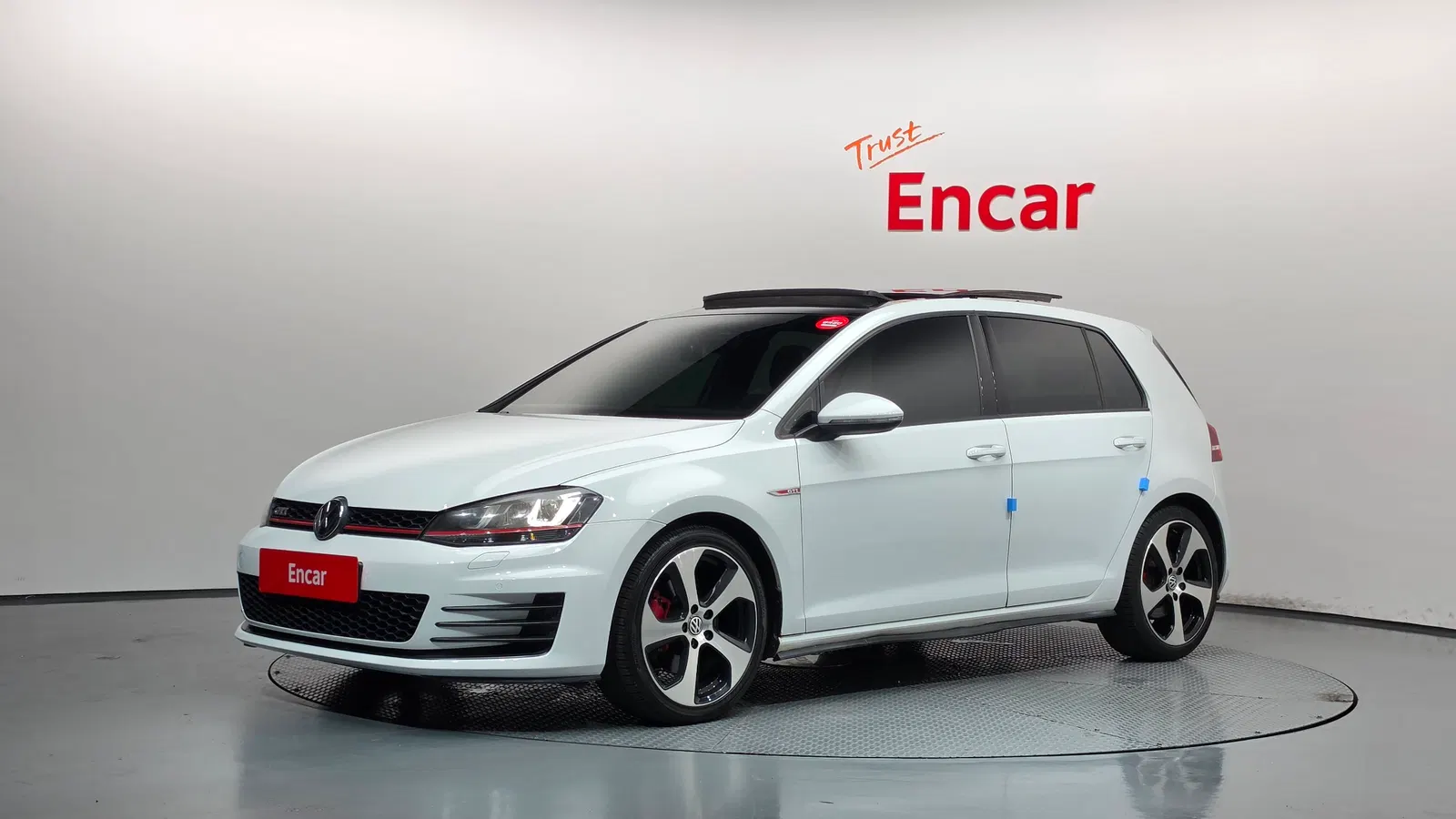 Volkswagen Golf 7e génération 2.0 GTI 2016 — photo 1 sur 20