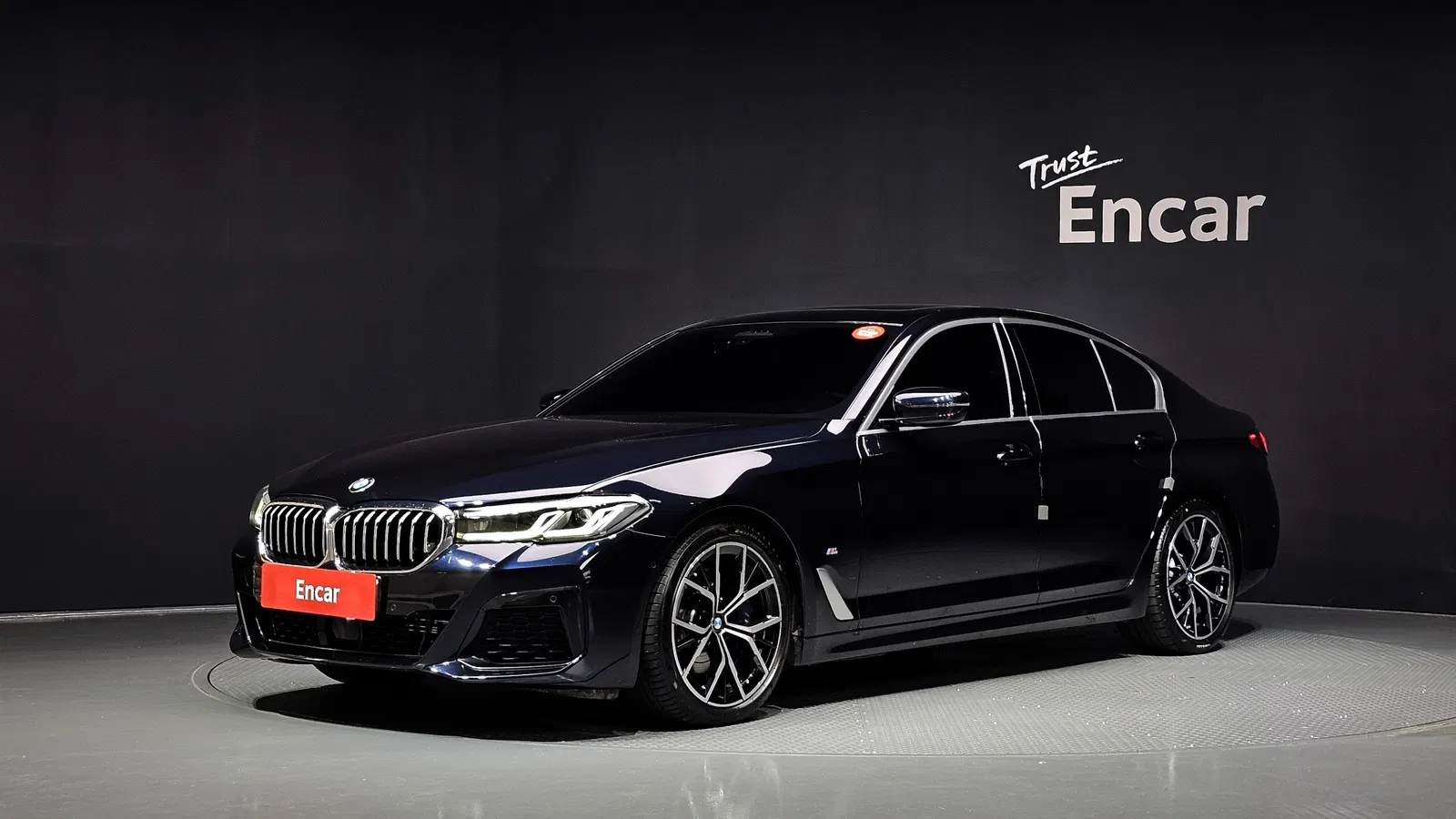 BMW Série 5 (G30) 530i M Sport 2022 — photo 1 sur 34