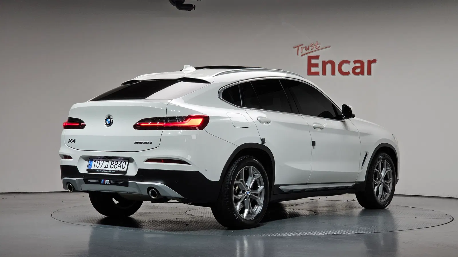 BMW X4 (G02) xDrive20d xLine 2021 — photo 1 sur 34