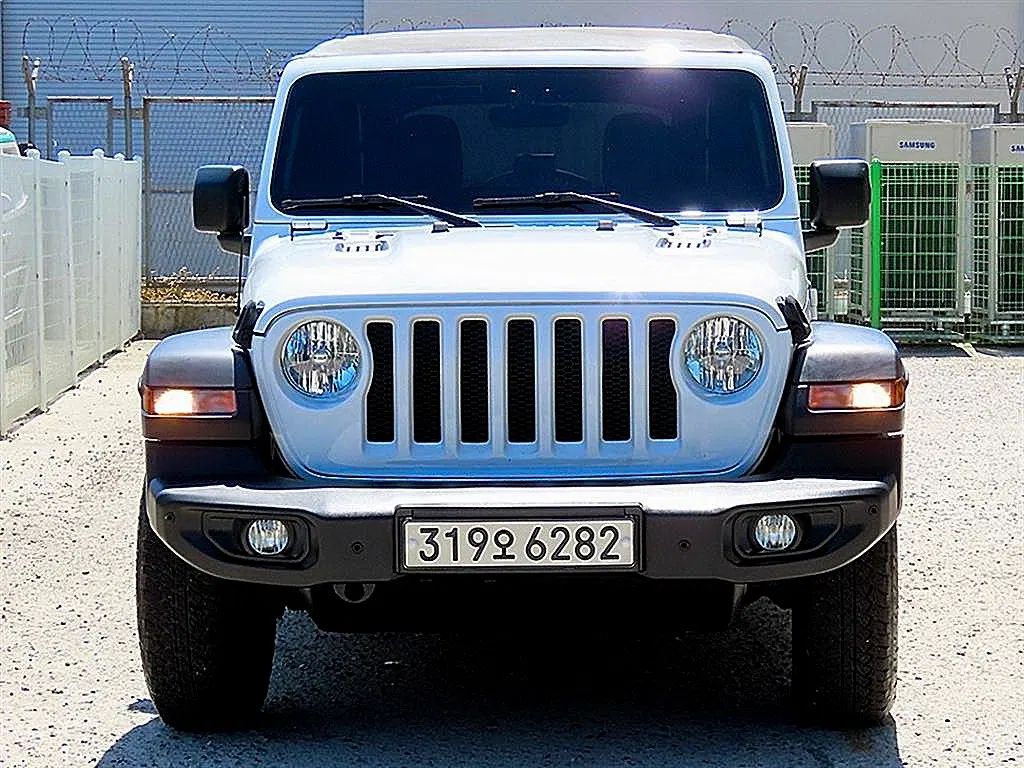 Jeep Wrangler (JL) 2.0 Sport 4 portes 2019 — photo 1 sur 22