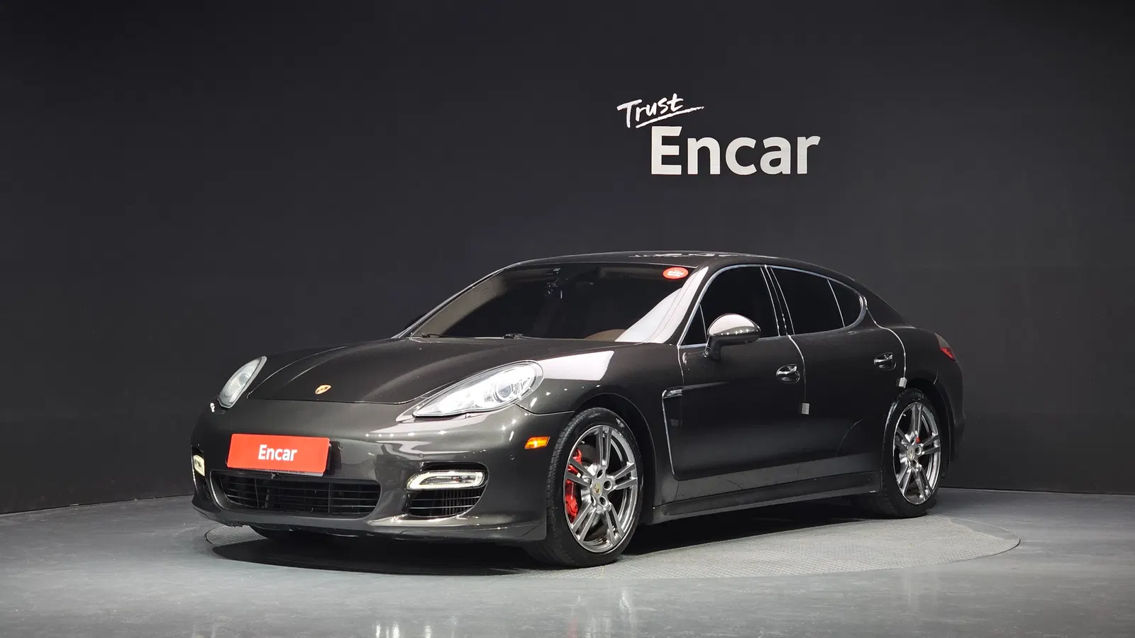 Porsche Panamera 4.8 Turbo 2011 — photo 1 sur 20