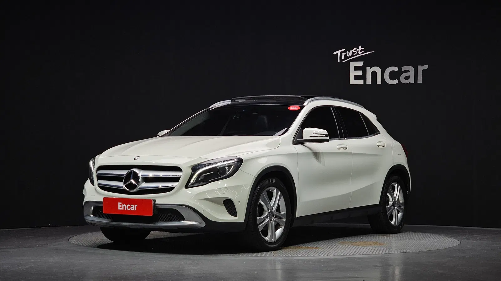 Mercedes-Benz GLA GLA200 CDI 4MATIC (X156) 2015 — photo 1 sur 20