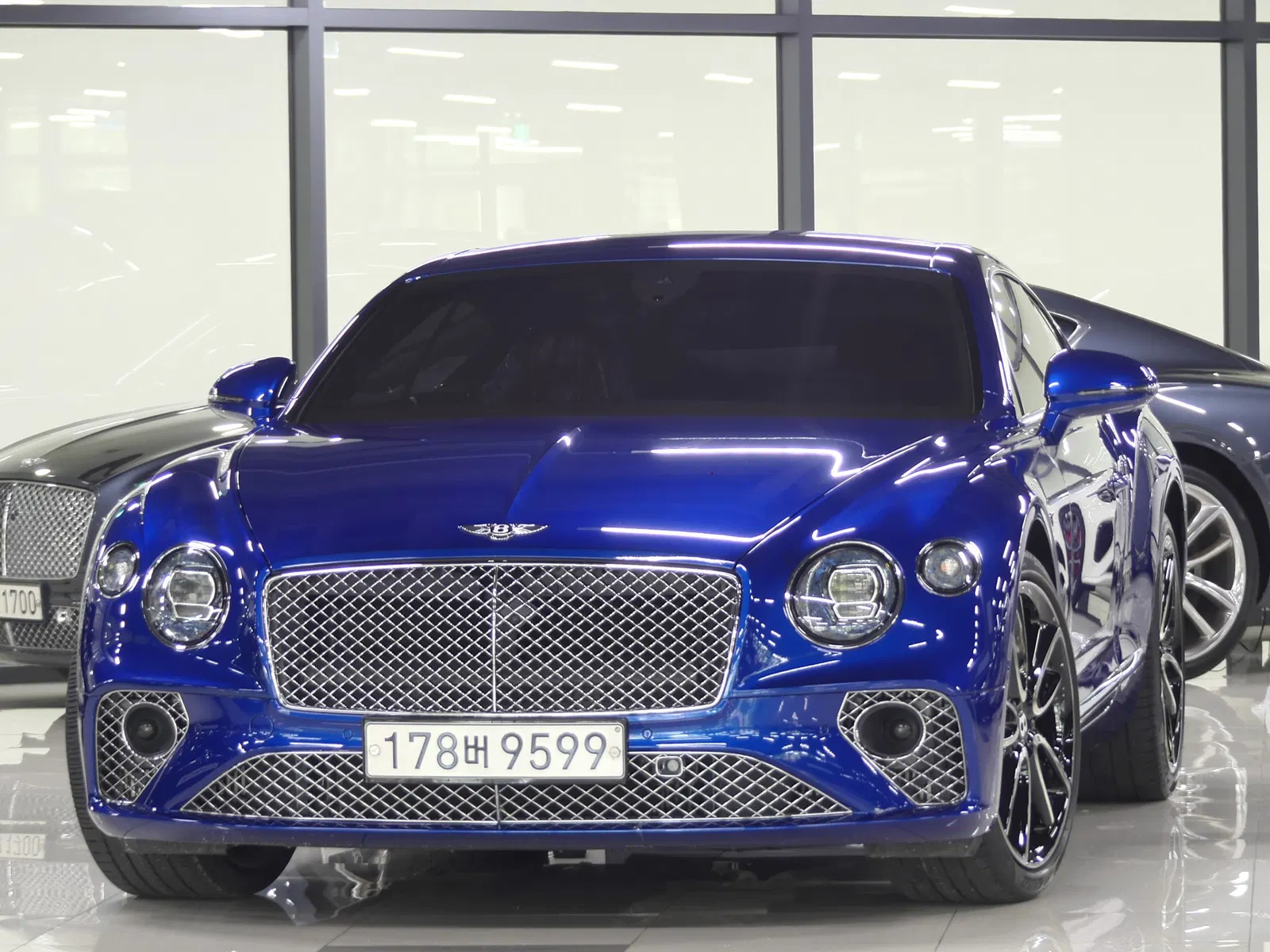 Bentley Continental GT 3e génération 4.0 GT 2022 — photo 1 sur 22