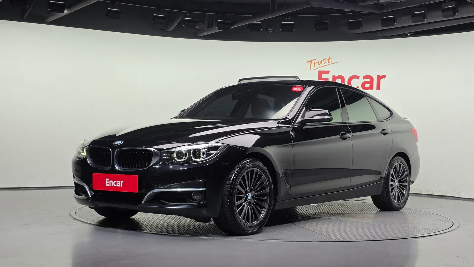 BMW Série 3 GT (F34) GT 320d 2018 — photo 1 sur 32