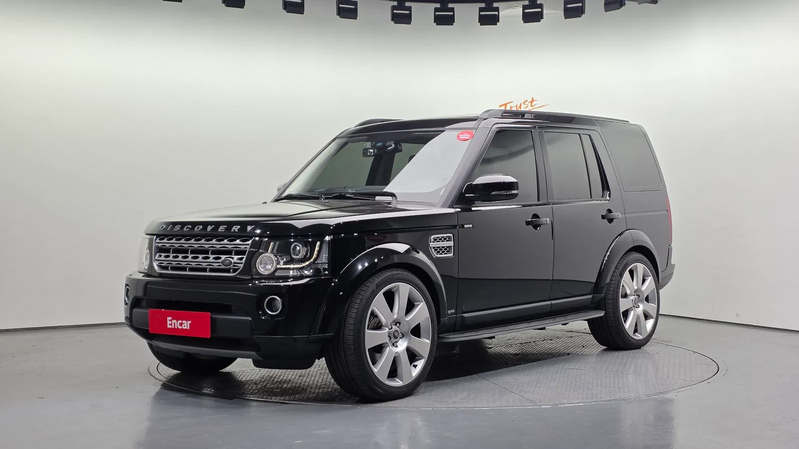 Land Rover Discovery 4 3.0 SDV6 HSE 2016 — photo 1 sur 20