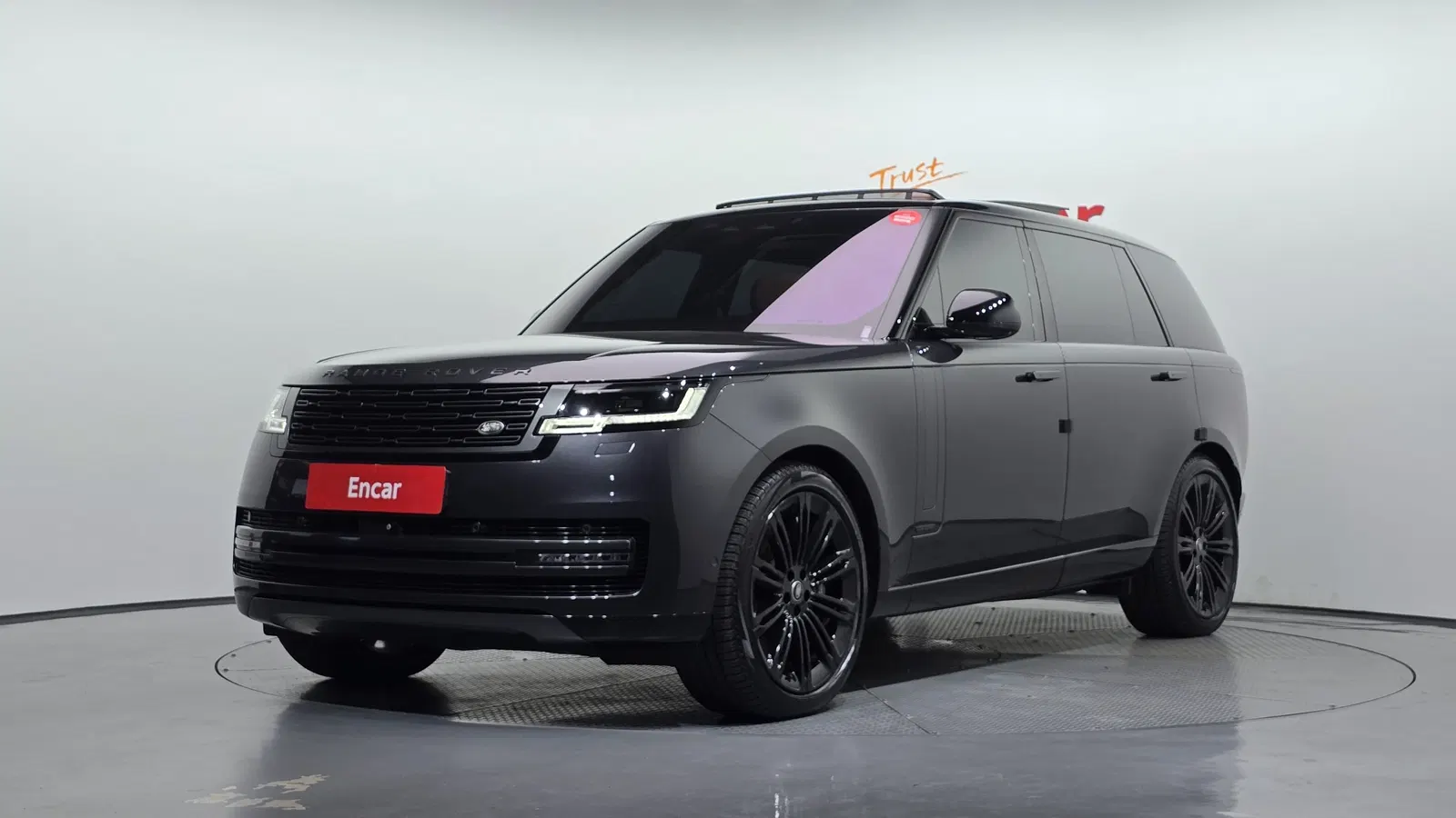 Land Rover Range Rover 5e génération P530 AB LWB 2023 — photo 1 sur 20