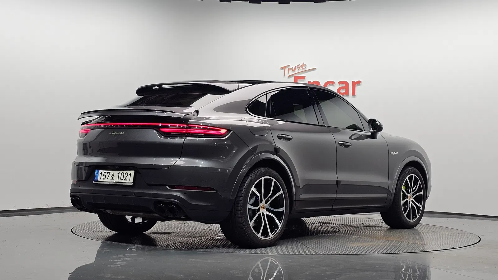 Porsche Cayenne (PO536) 3.0 E-Hybride Coupé 2021 — photo 1 sur 37
