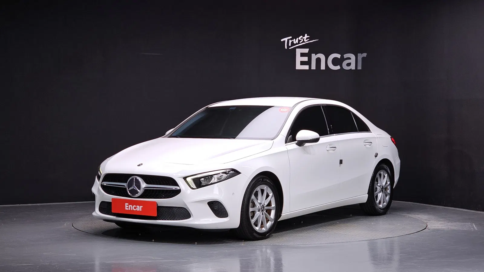 Mercedes-Benz Classe A A220 Berline (W177) 2020 — photo 1 sur 30