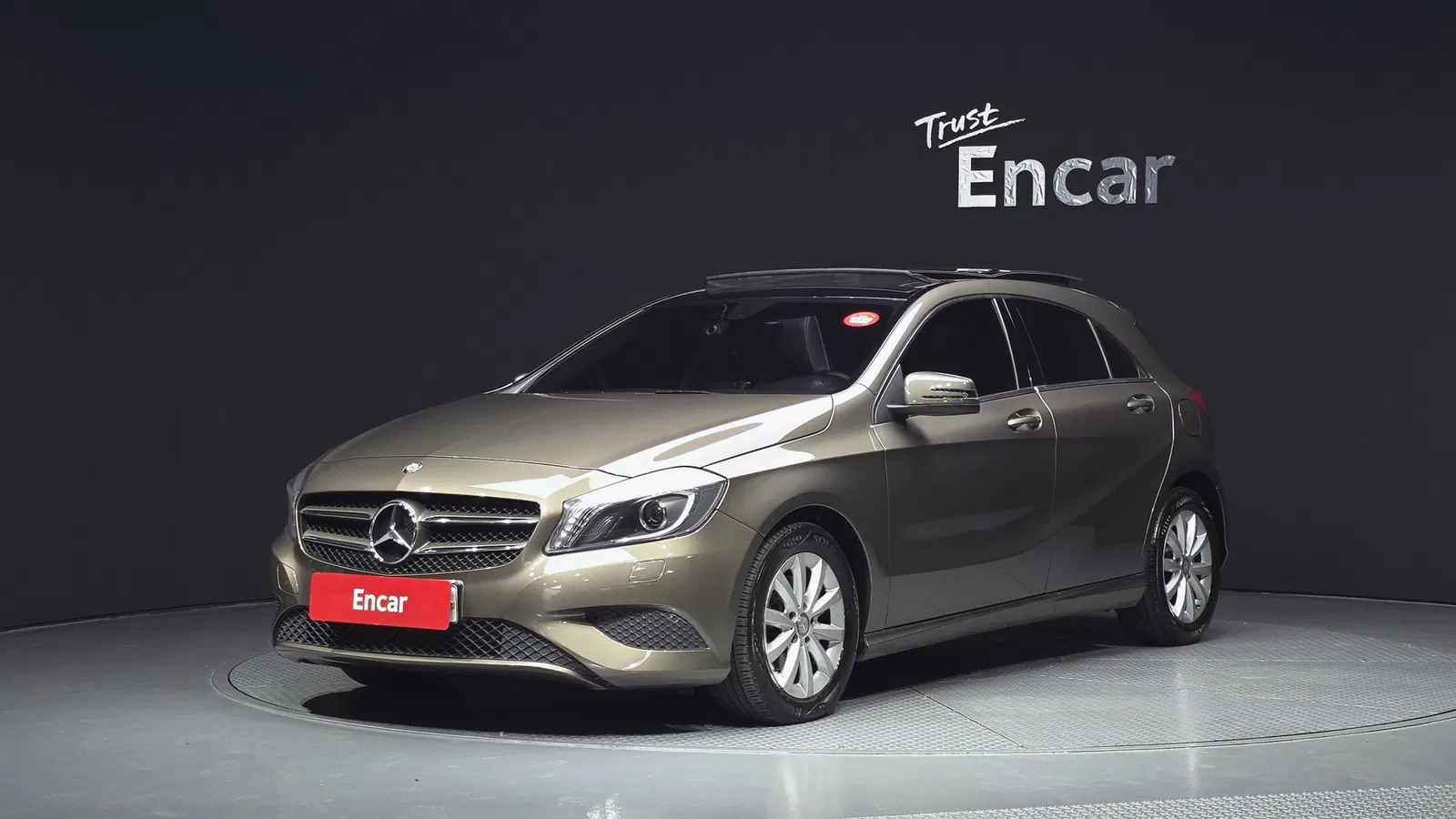 Mercedes-Benz Classe A A200 CDI Style (W176) 2014 — photo 1 sur 26