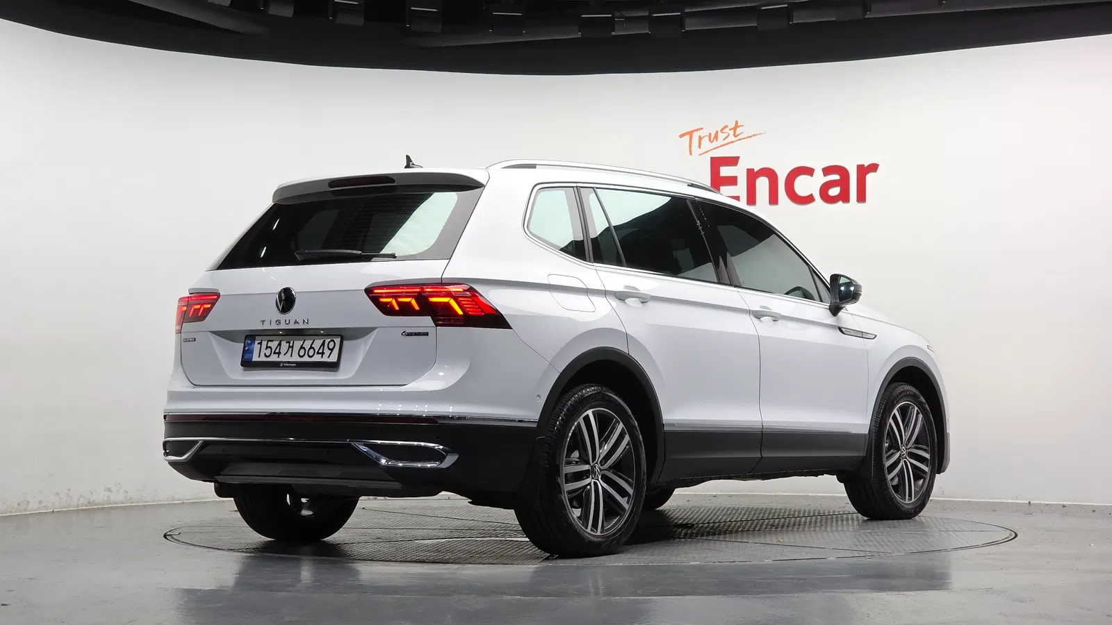 Volkswagen Tiguan Allspace 2.0 TSI Prestige 2023 — photo 1 sur 34