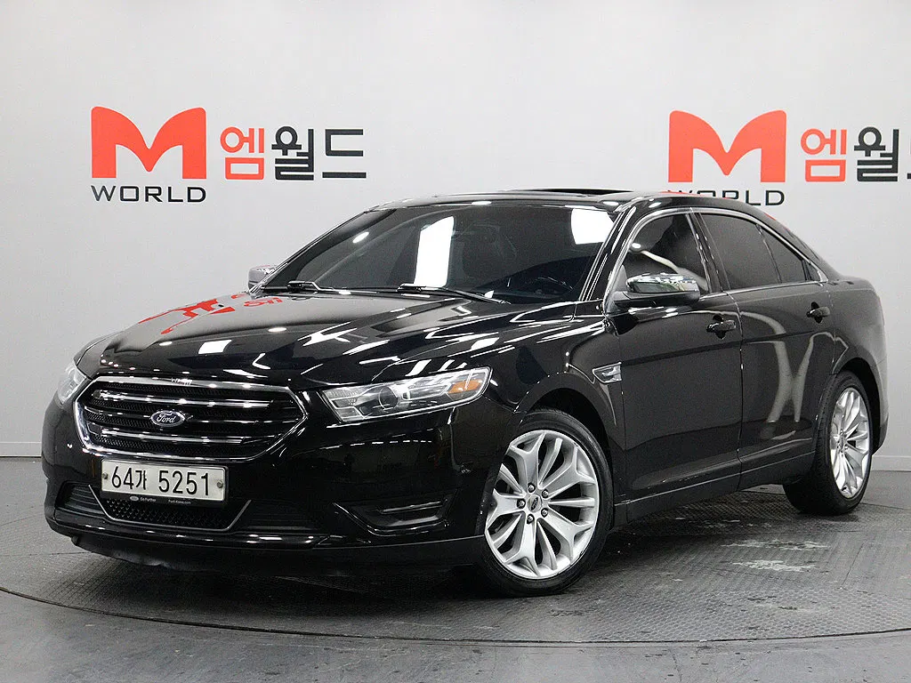 Ford Taurus 2.0 Limited EcoBoost 2016 — photo 1 sur 26