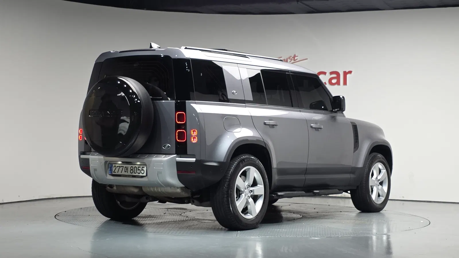 Land Rover Defender (L663) 110 D300 HSE 2023 — photo 1 sur 39
